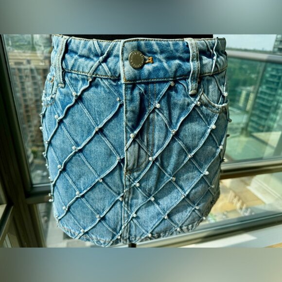 🆕 ALICE + OLIVIA 🧿 NWT Joss High-Rise Quilted Embellished Denim Mini Skirt, 26 - Picture 10 of 16